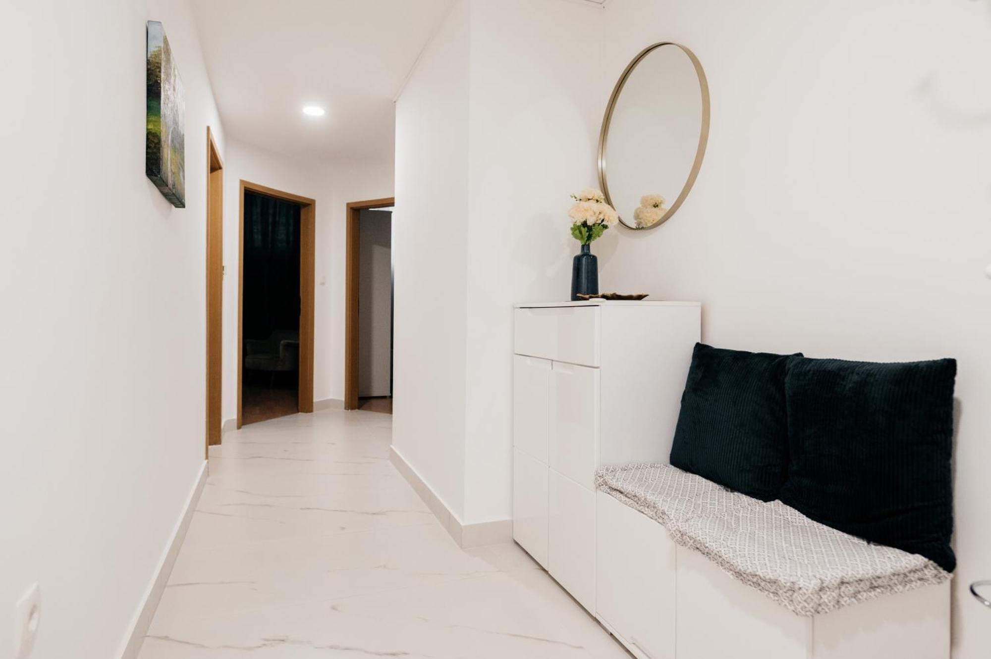 Km Apartments Загреб Екстер'єр фото